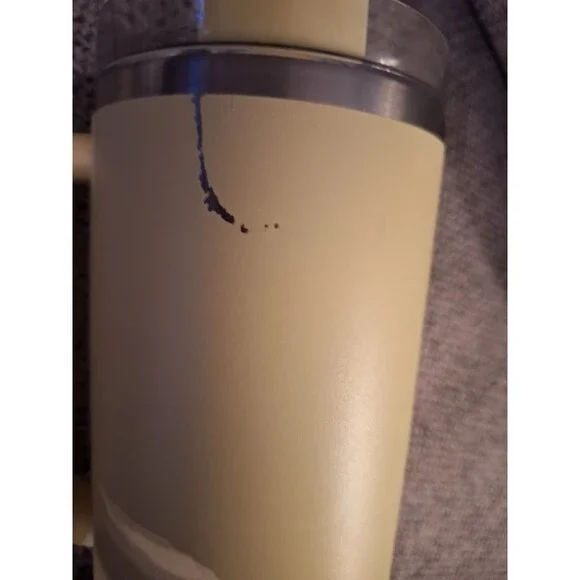 Stanley 40 oz Stainless Steel H2.0 Flowstate‎ Quencher Tumbler YELLOW USED - Picture 4 of 6